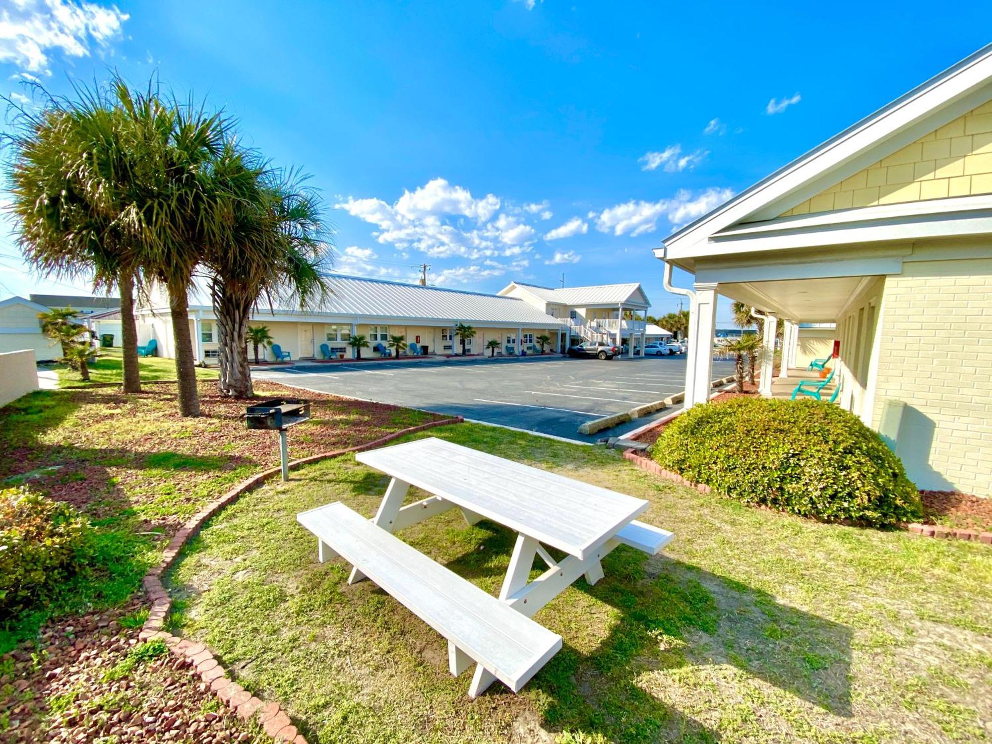 Island Inn Of Atlantic Beach Esterno foto